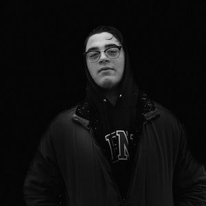 Meet your Posher, Johnathan